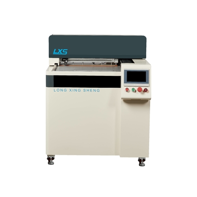 Macchine automatiche per la formazione di scanalature in cartone
