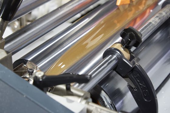 Macchina rigida automatica dell'incartonamento per l'incartonamento dei gioielli e la fabbricazione dello shoebox
