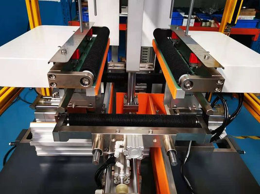 Macchina rigida mobile della scatola con velocità di 26pc per macchina minuscola dell'incartonamento del regalo