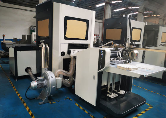Macchina 40pcs/Min Book Cover Wrapping Machine del rivestimento in carta ISO9001