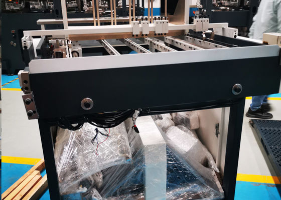 Contenitore rigido di posizionamento automatico di copertina dura del bordo del gioco della macchina