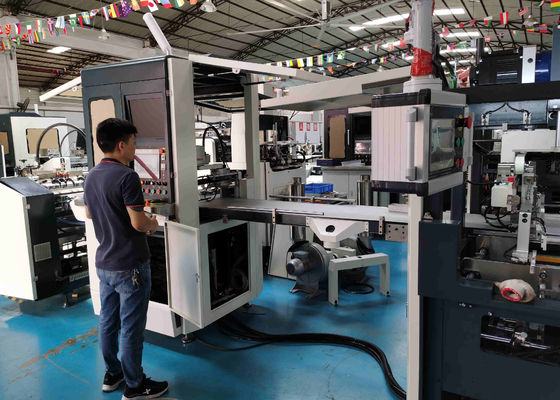Tray Packaging Box Making Machine industriale rigido per lo spostamento della scatola