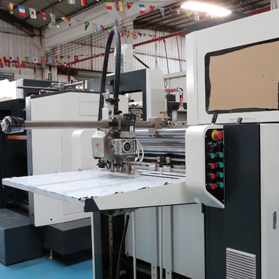 Macchina completamente automatica 15 di fabbricazione del contenitore di cartone di 380V 3P - 45pcs/min
